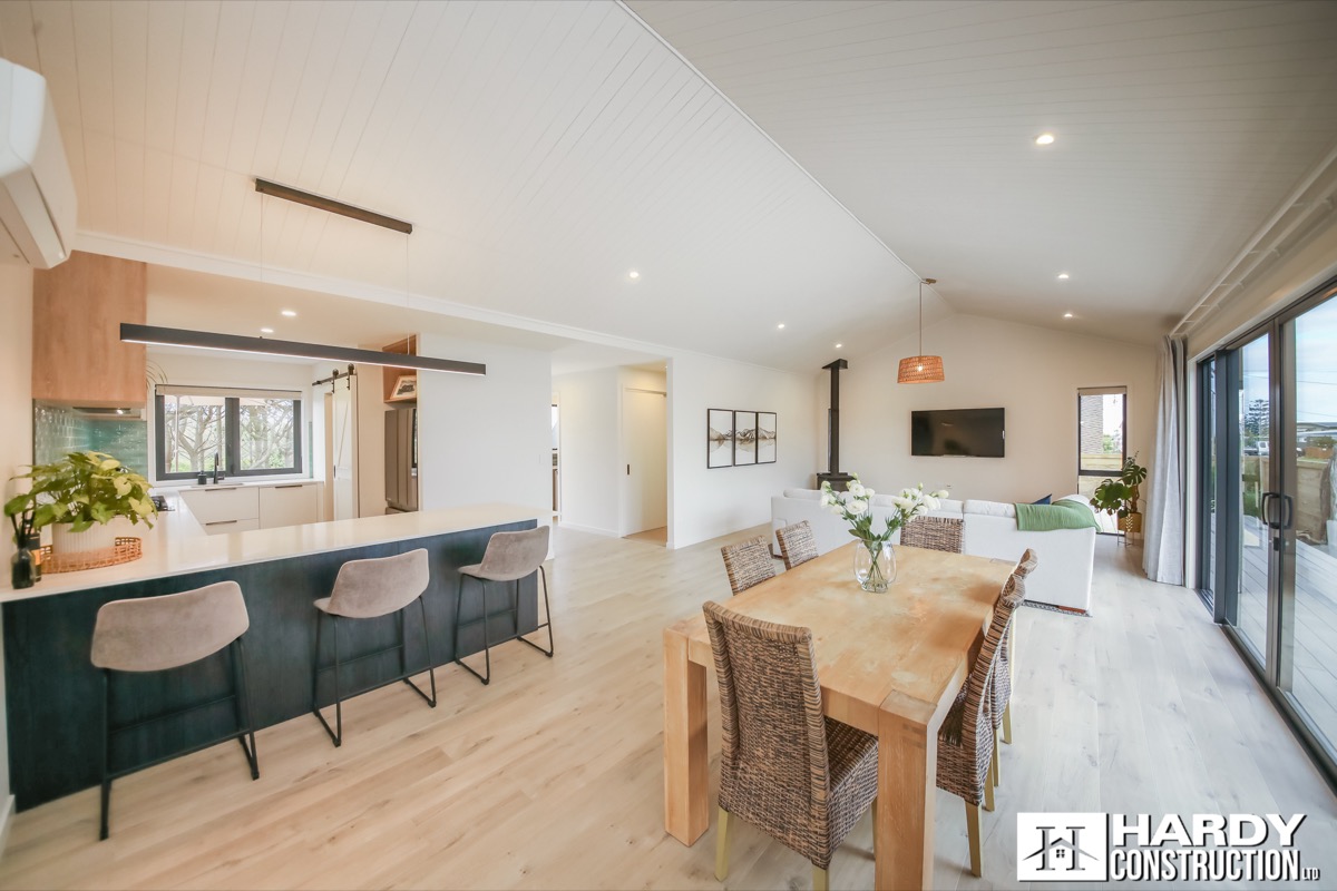 2025 House of the Year — Light, Volume and Flow